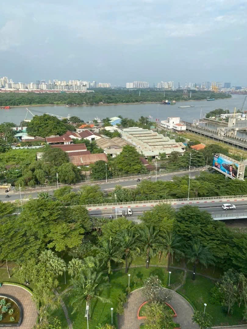 Cho thuê căn hộ 80m2, Riva Park, phường Vĩnh Hội.