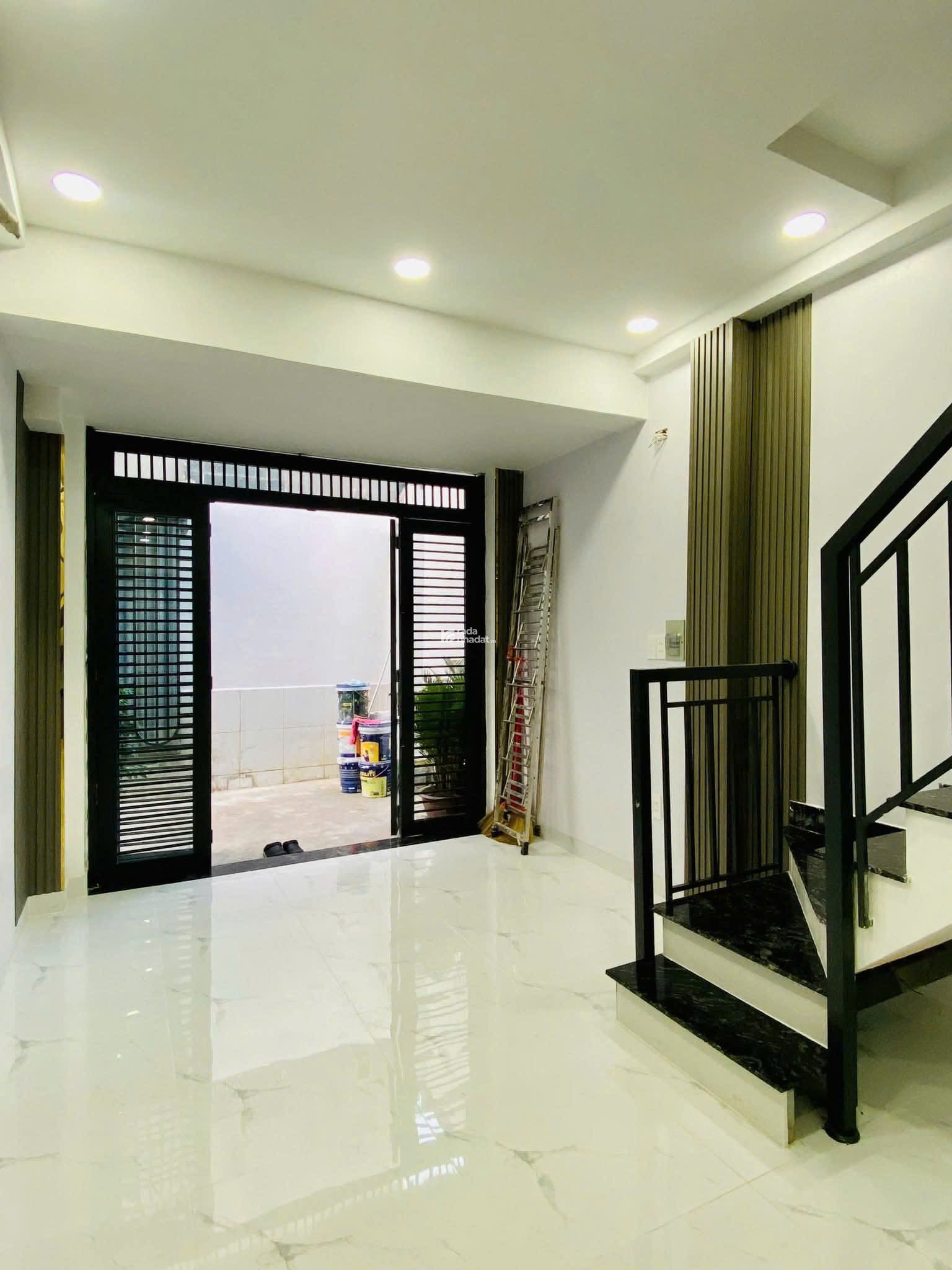 NHÀ MỚI ĐƯỜNG QUANG TRUNG, GẦN CHỢ CẦU, FULL NỘI THẤT, SHR