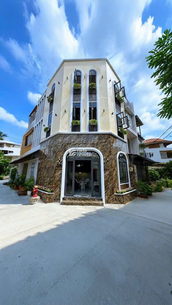 SIÊU PHẨM NHÀ MỚI VÀO Ở NGAY - THỐNG NHẤT - PHƯỜNG 15 - GÒ VẤP - 3 TẦNG - 32m2 - GIÁ CHÀO 5 TỶ 7