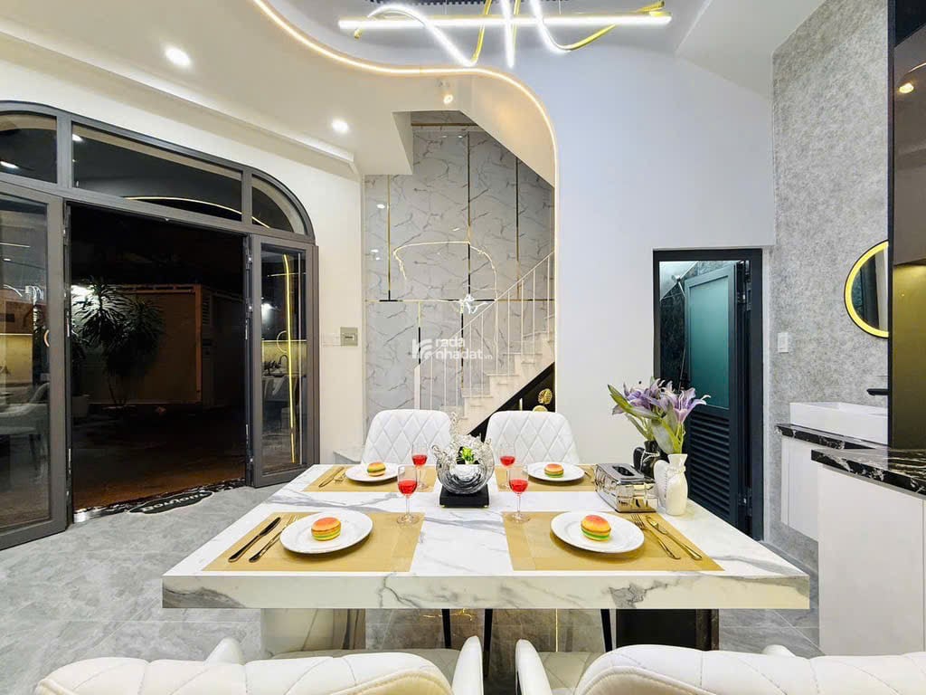 SIÊU PHẨM NHÀ MỚI VÀO Ở NGAY - THỐNG NHẤT - PHƯỜNG 15 - GÒ VẤP - 3 TẦNG - 32m2 - GIÁ CHÀO 5 TỶ 7