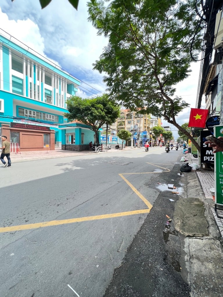 MẶT TIỀN ĐỒNG ĐEN- VỊ TRÍ KINH DOANH- P.12- TÂN BÌNH- DT: 4.1*17M- 26 TỶ