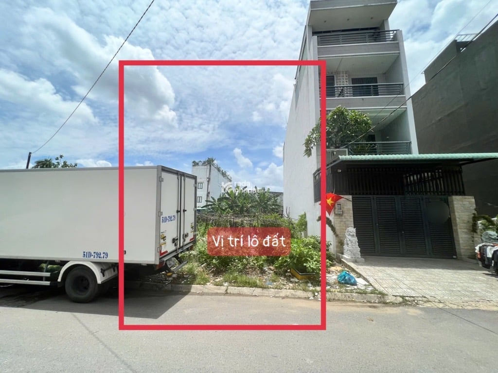 RA GẤP LÔ ĐẤT Đ. NHỰA 6m THẲNG TRỤC QL13, HÀNG XÓM KDC HỒNG LONG 5X32; 11,5 TỶ.