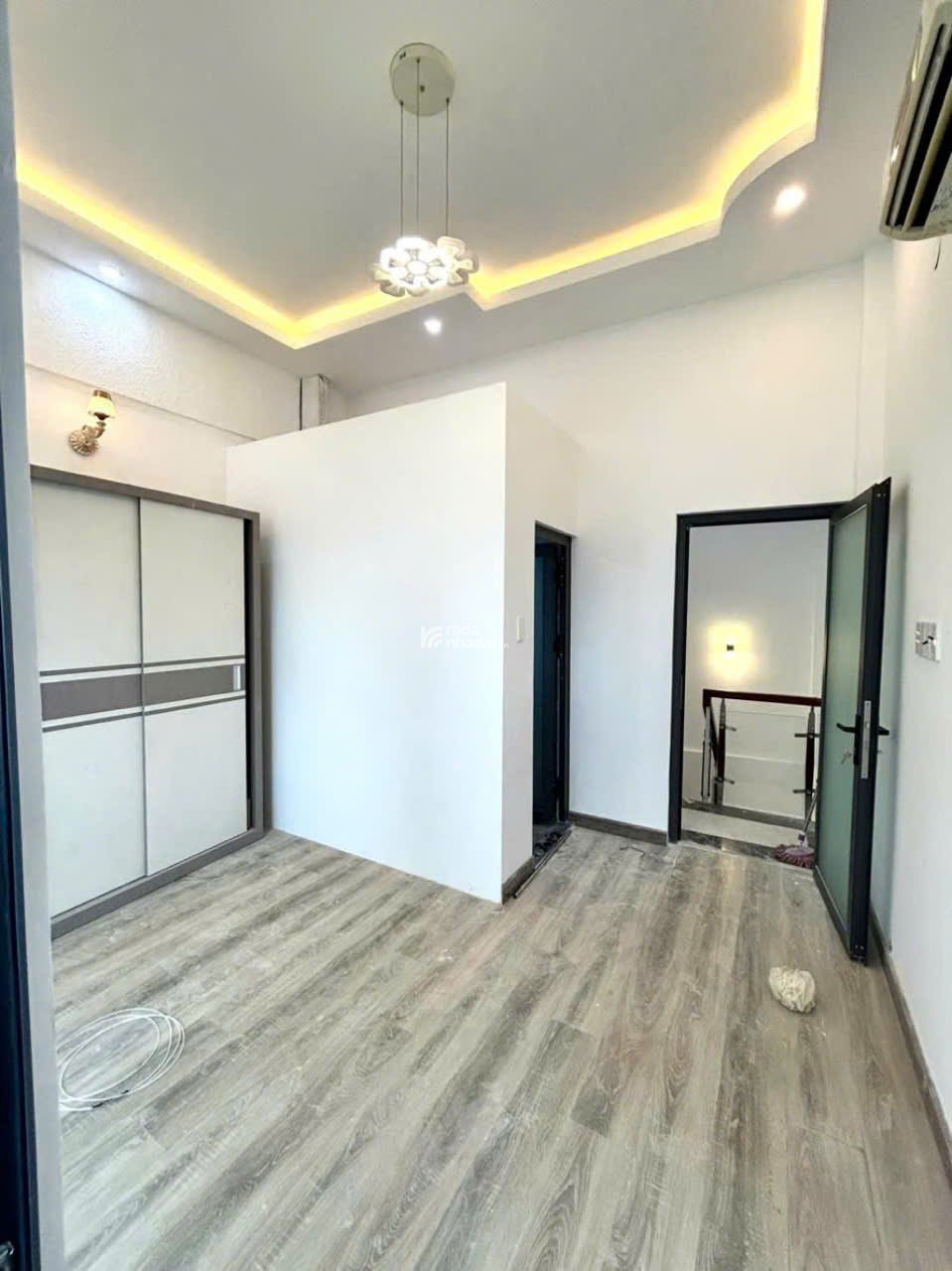 Nhà mới 29m2 - 2PN - 2 tầng - Giá 3.8 tỷ - Huỳnh Tấn Phát, Quận7