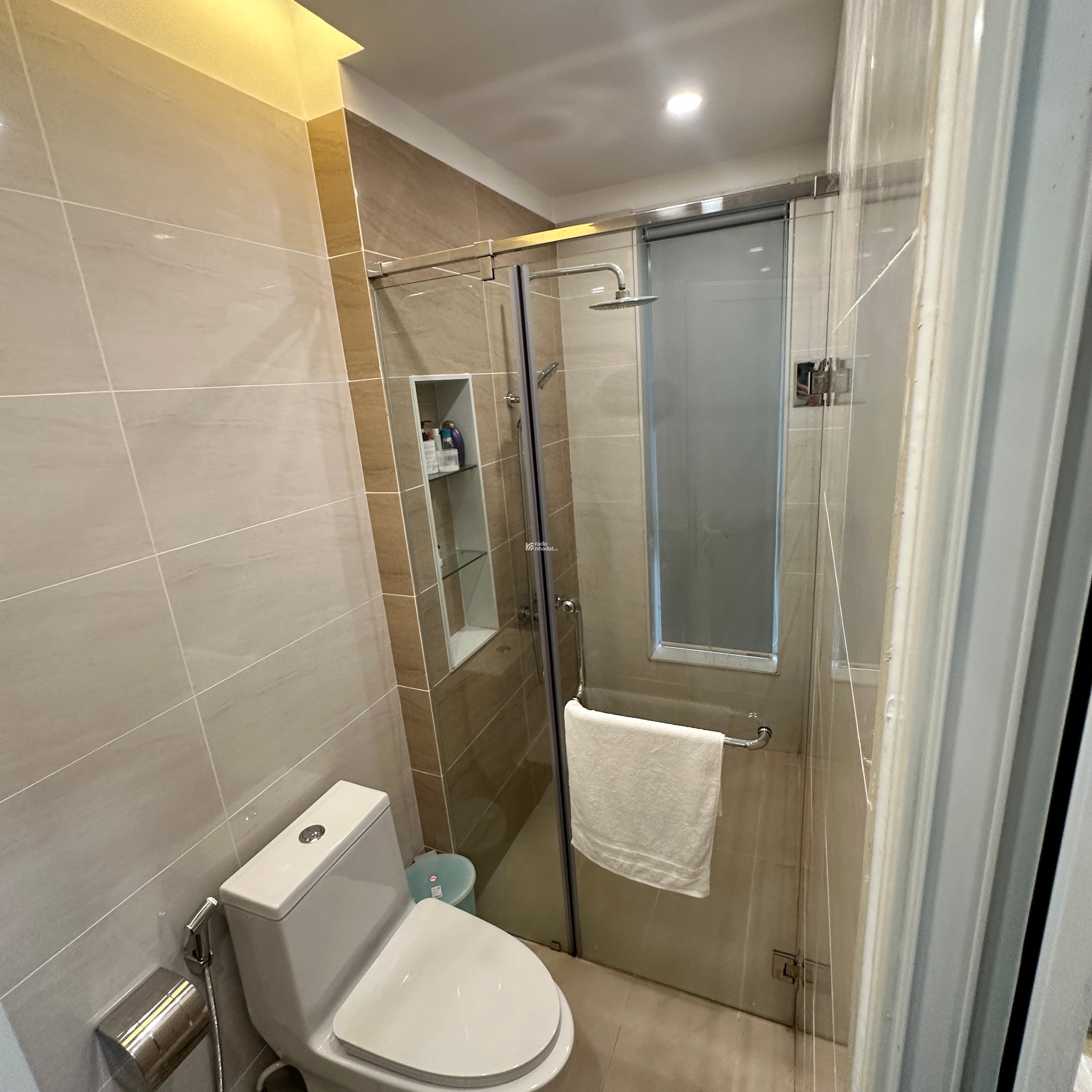 Nhà đẹp giá rẻ gia đình bình tân