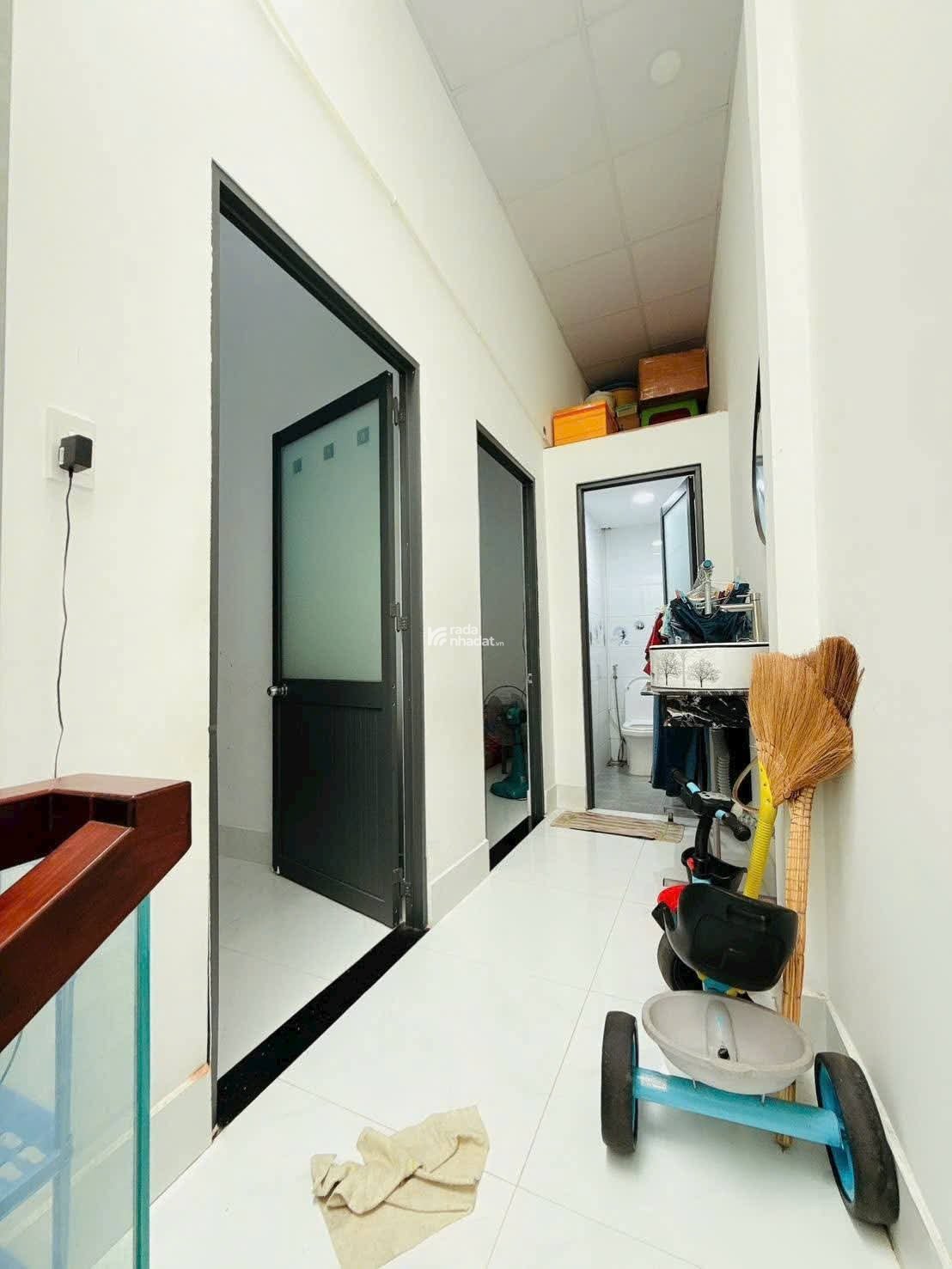 BÁN NHÀ 3 TẦNG, BÌNH ĐÔNG, QUẬN 8, 4 PHÒNG NGỦ, HẺM RỘNG TRƯỚC NHÀ CHỈ 4.58 tỷ ( thương lượng)