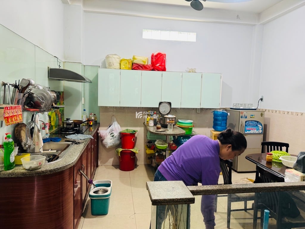 NGAY ĐẦM SEN, HẺM XE HƠI TÔ HIỆU, TÂN PHÚ, 36M2 HIẾM CÓ. GIẢM 450TR CHỈ CÒN 11T TL TỐT