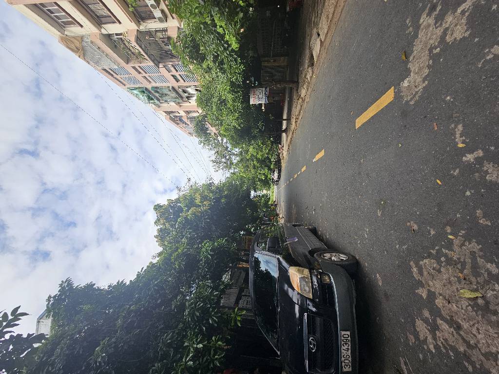 - Mặt tiền kinh sầm uất, vị trí đẹp gần trường học gần chợ  , Đường nhựa18m , , 