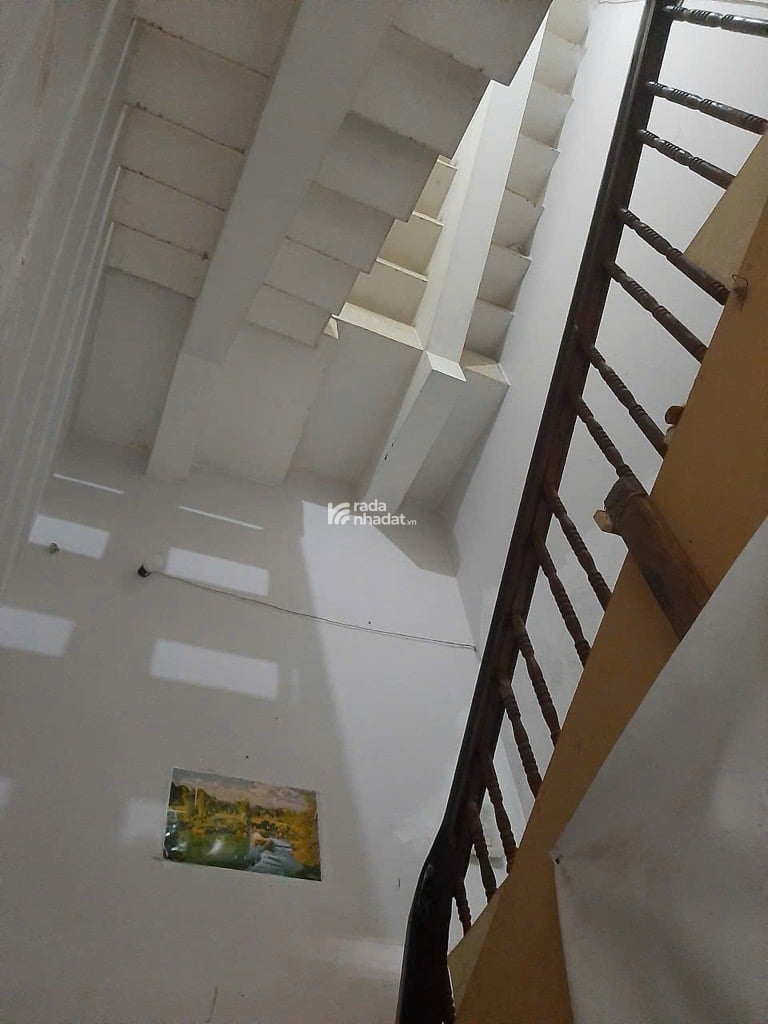 BÁN NHÀ 3 TẦNG KHU NHÀ GIÀU, KINH DOANH SẨM UẤT PHAN HUY ÍCH TÂN BÌNH, 7 TỶ XÍU