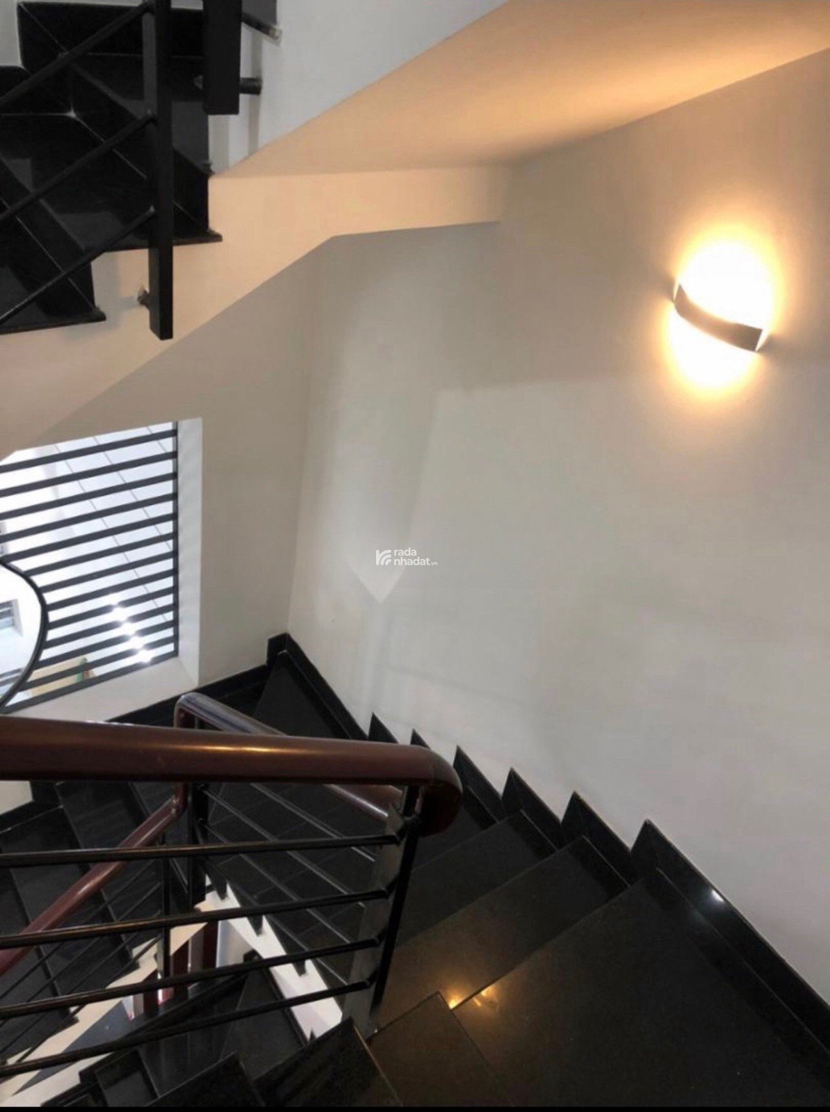 Nhà đẹp 5 lầu bán gấp, hẻm ô tô, đường Trần Thị Trọng, P. 15, Tân Bình, chỉ 7 tỷ TL