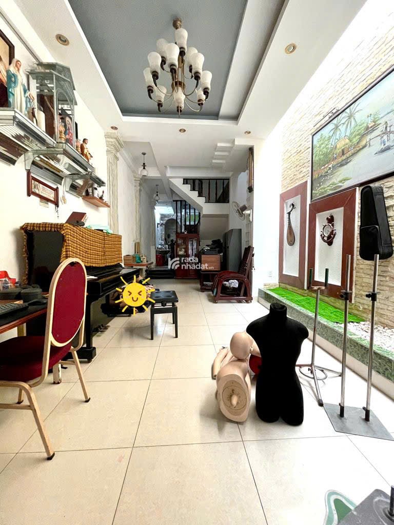 Nhà Phố 3 Tầng 72m2 Đừng trước nhà 6m Ngay Sau Mega Martket Hiệp Phú Trương Thị Hoa Q 12