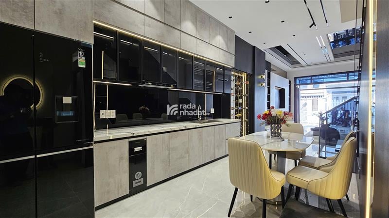 Huỳnh Tấn Phát (cách Phú Mỹ Hưng 3 phút); 4x16m; nhà đẹp 4 tầng tìm chủ mới vào ở ngay