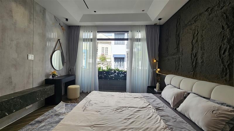 Huỳnh Tấn Phát (cách Phú Mỹ Hưng 3 phút); 4x16m; nhà đẹp 4 tầng tìm chủ mới vào ở ngay