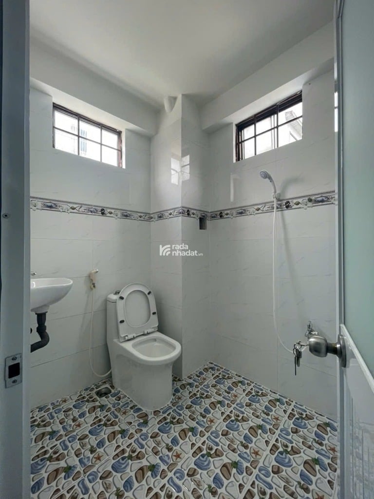 NHÀ ĐẸP CHÍNH CHỦ NGÔ GIA TỰ Q10 - HẺM BA GÁC - GẦN MẶT TIỀN - GẦN 50M2 4 TẦNG - 6.8 TỶ