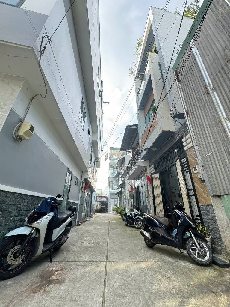 NGAY AEON TÂN PHÚ KÊNH 19/5 NHÀ MỚI Ở NGAY 4 TẦNG BTCT - 36M2 - CHỈ 5,25 Ty