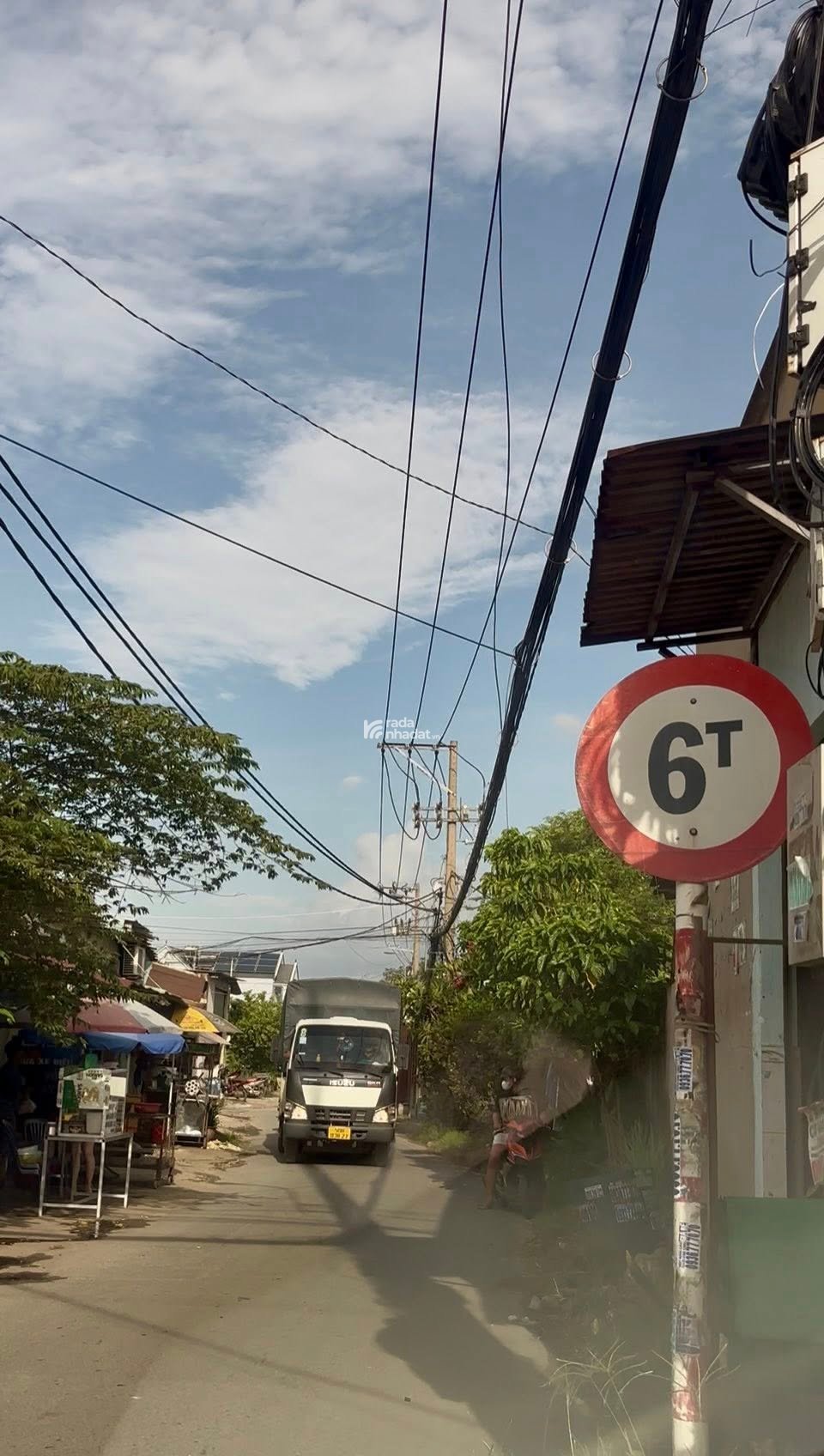bán gấp nhà mặt tiền chợ 1C buôn bán đông khách tâ vĩnh lộc ấp 7 ( vĩnh lộc B ) bình chánh