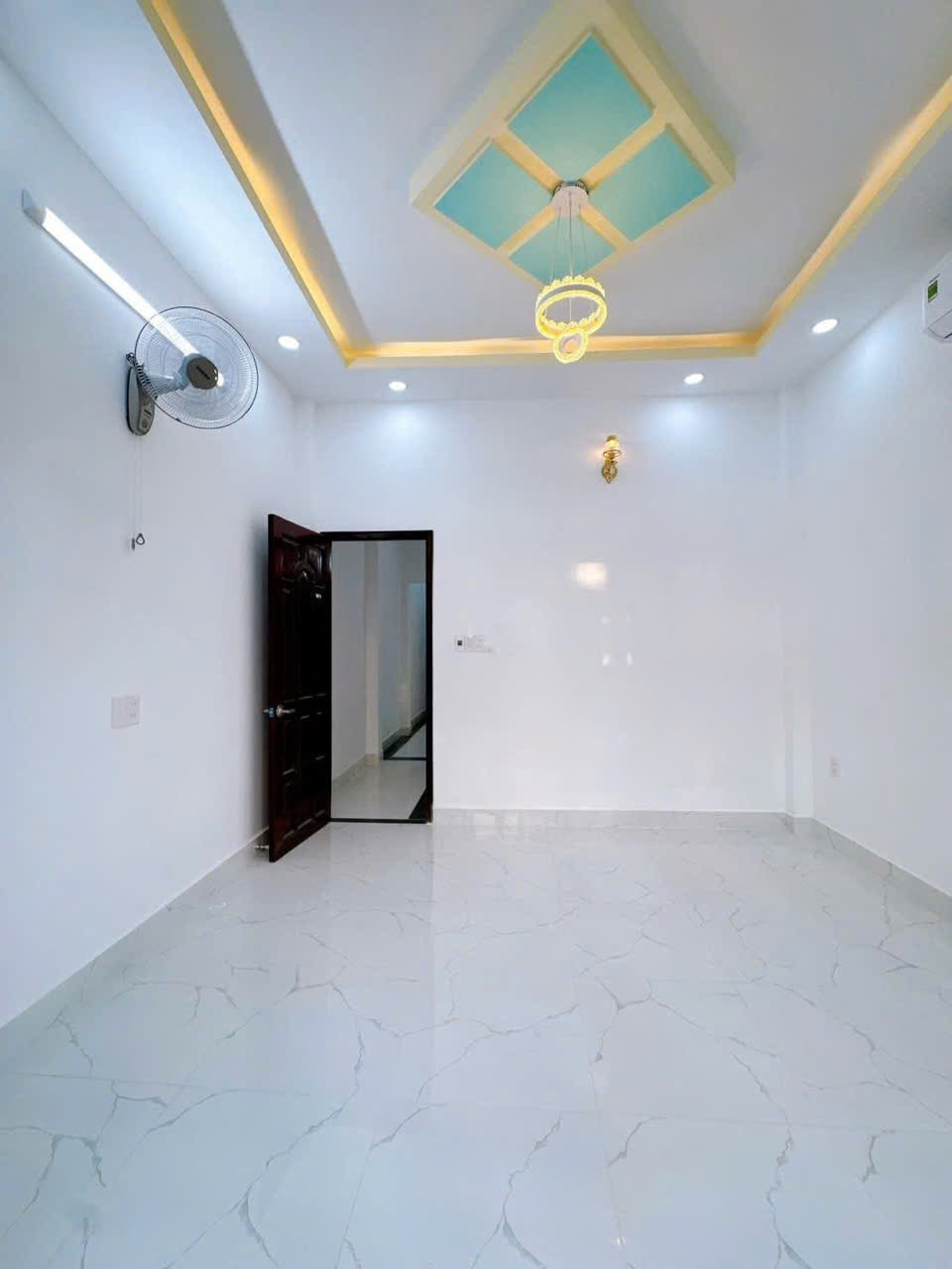 BÁN NHÀ SẴN DÒNG TIỀN ĐƯỜNG NGUYÊN HỒNG, GÒ VẤP/ 56,8M2/ GIÁ CHỈ 5 TỶ 890TR/ SHR CHÍNH CHỦ