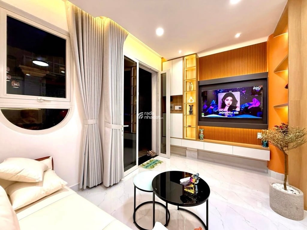 HXH NGUYỄN KHUYẾN, BÌNH THẠNH, 3 TẦNG CÓ KC Ở NGAY. GIẢM 350TR CHỈ 4.7T 