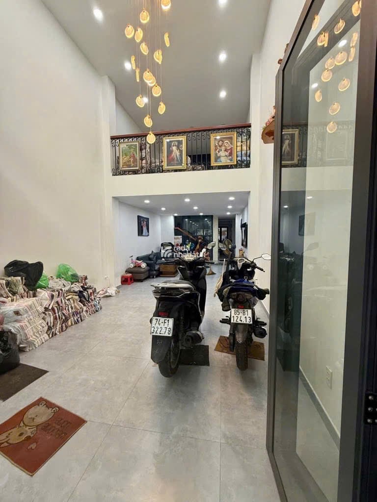 BÁN NHÀ TRỊNH ĐÌNH TRỌNG,TÂN PHÚ (4,1m x 22m x 5 TẦNG) 12,7 TỶ TL,HẺM 8M