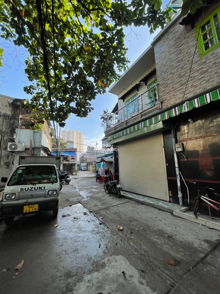 NHỈNH 3 TỶ - NHÀ 2 TẦNG -  4.2m x 8,2m , DTSD 75m2 - AN DƯƠNG  VƯƠNG - NHÀ MỚI VÀO Ở NGAY 