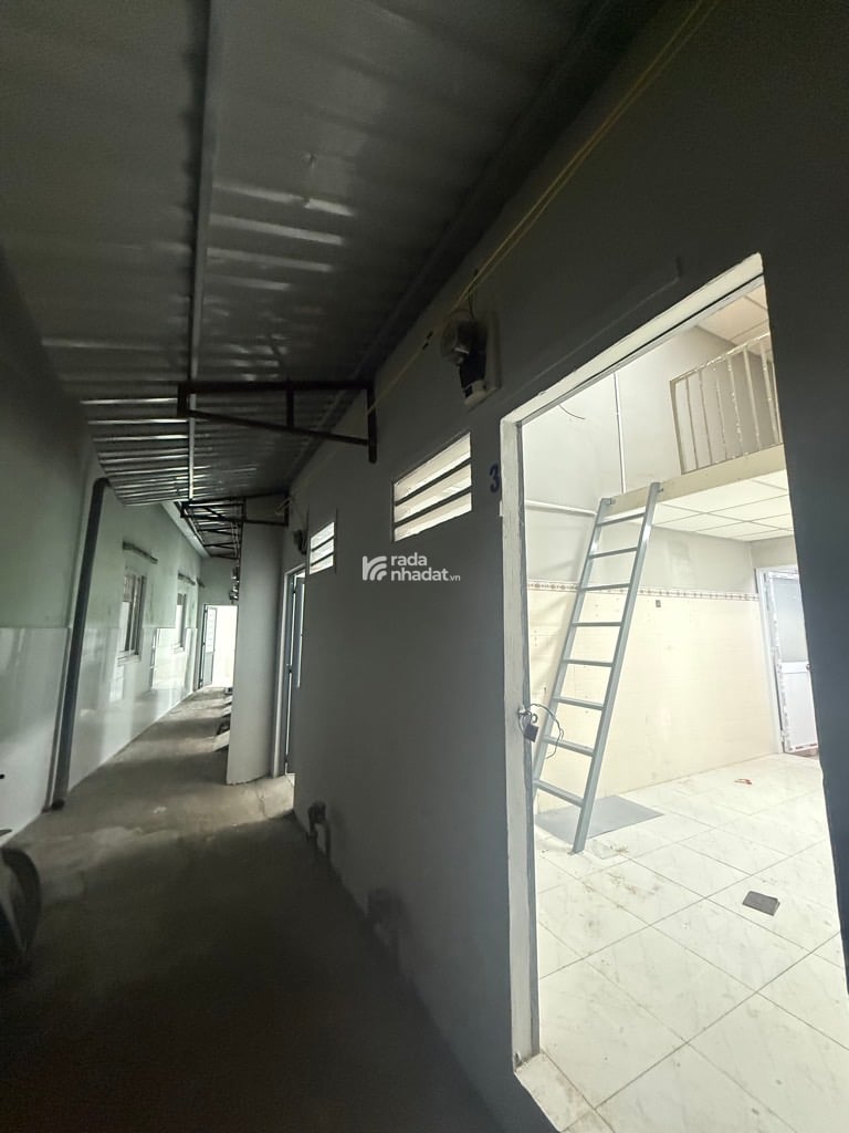 Dãy trọ 2 tầng,  132m2,  ngang 18,6m ,  dòng tiền 20triệu/tháng 