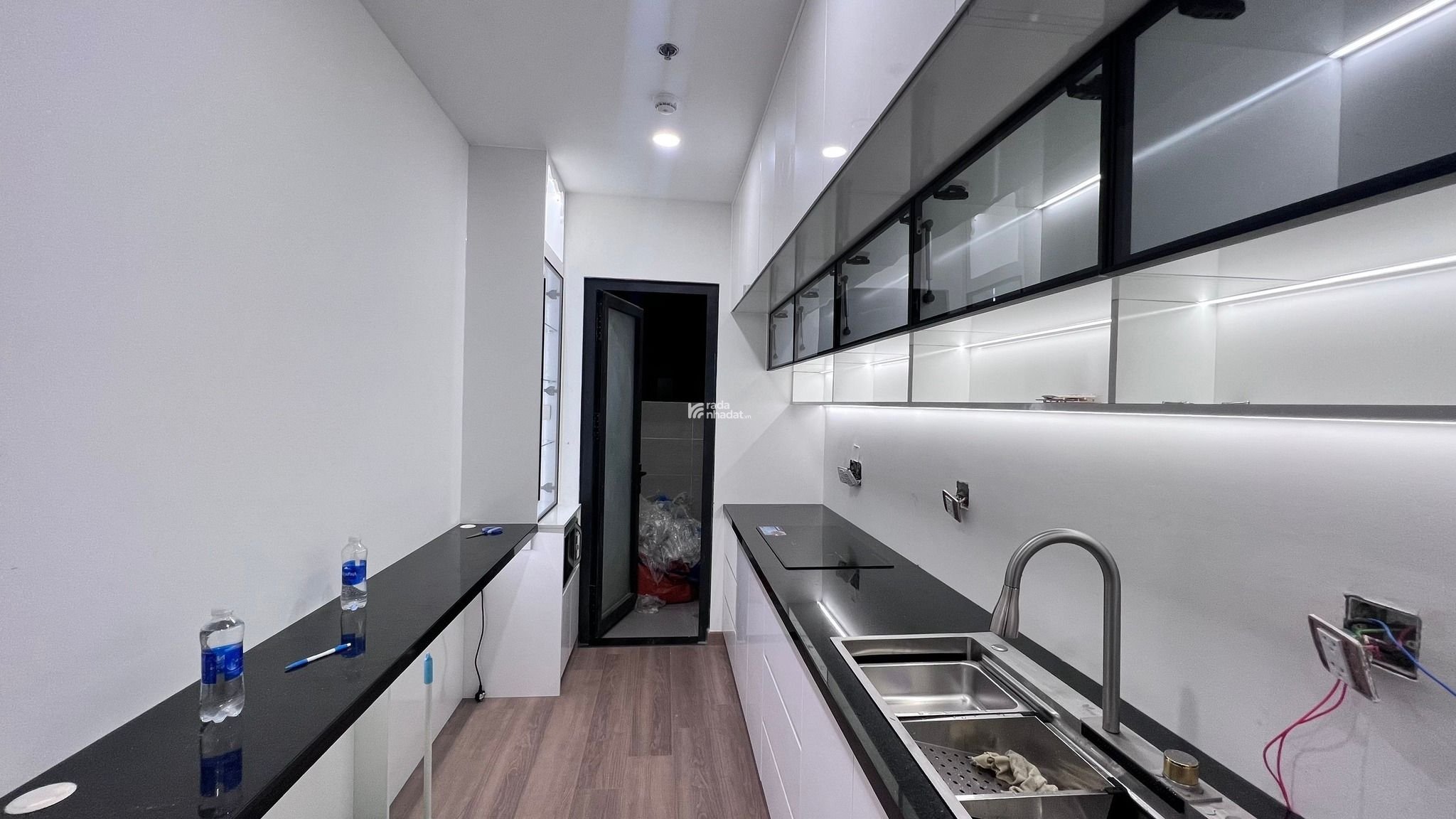 Chính chủ gửi bán căn 2 ngủ view hồ giá 16 tỉ