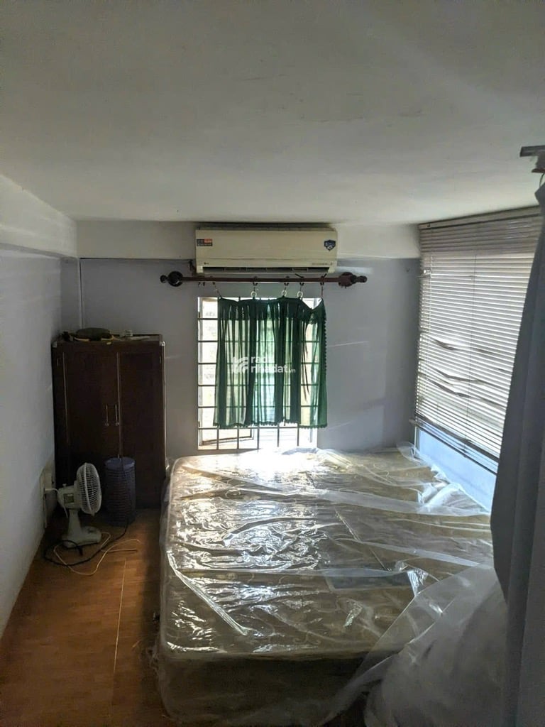HẺM XE HƠI YÊN THẾ, TÂN BÌNH, 41M2 CÓ KC Ở NGAY. GIẢM 350TR CHỈ CÒN 12T TL 
