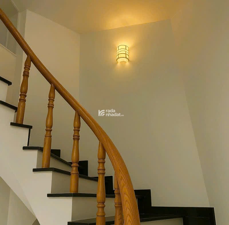 Bán nhà Quận 3 - Lê Văn Sỹ - 3.8 x 8.4 m - 2 Tầng - 6 tỷ