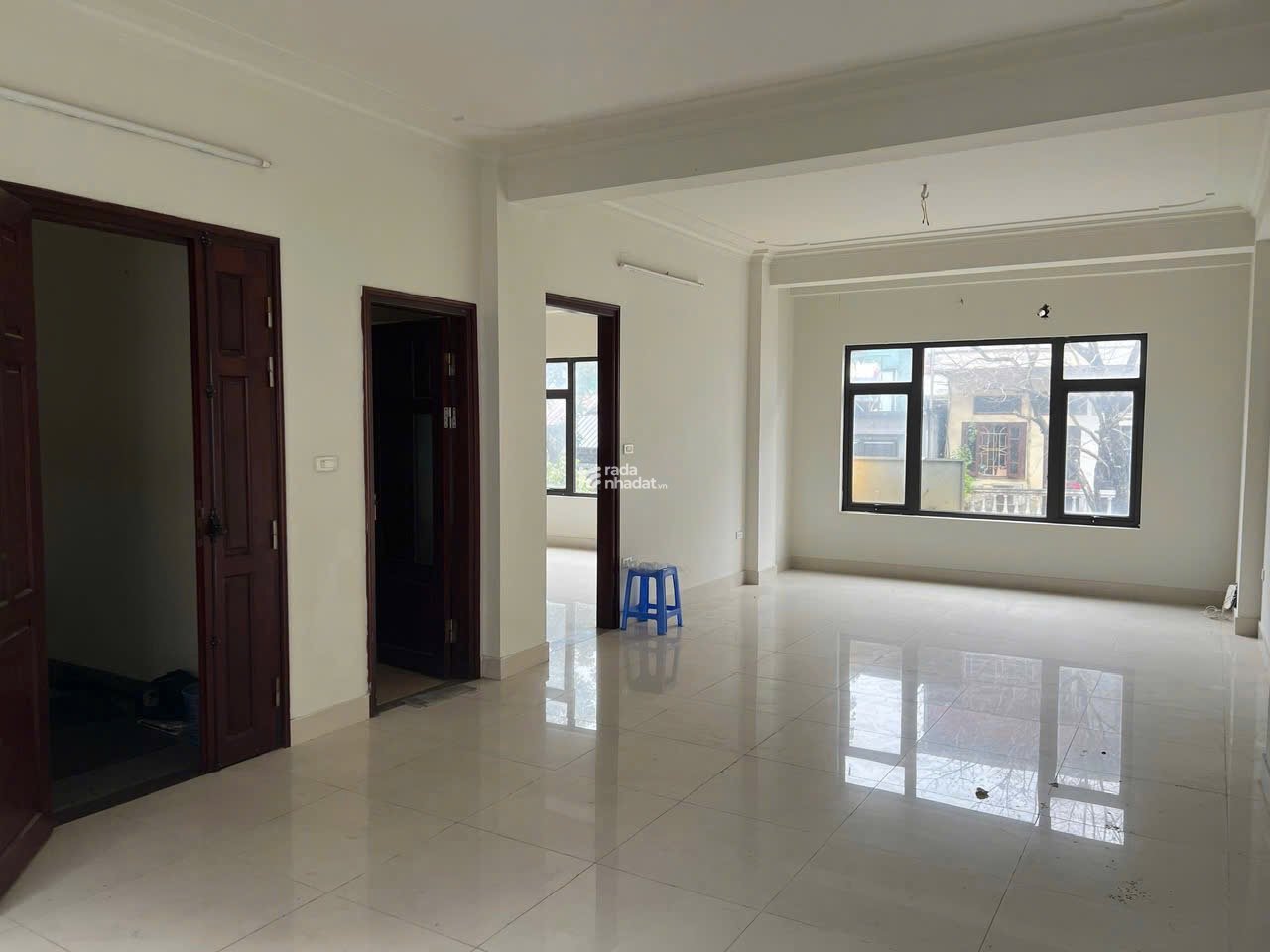 Cho thuê mặt bằng tầng 2 đường Thuỵ Khuê
