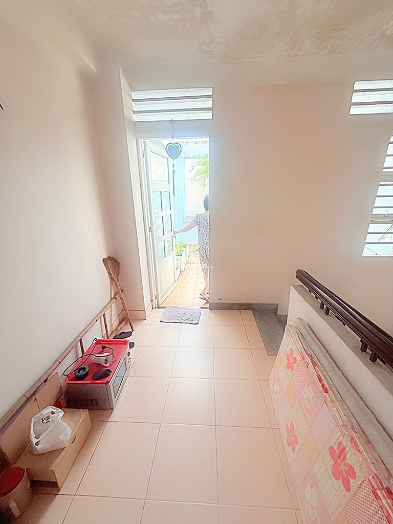 Bán nhà đường dương văn dương tân quý