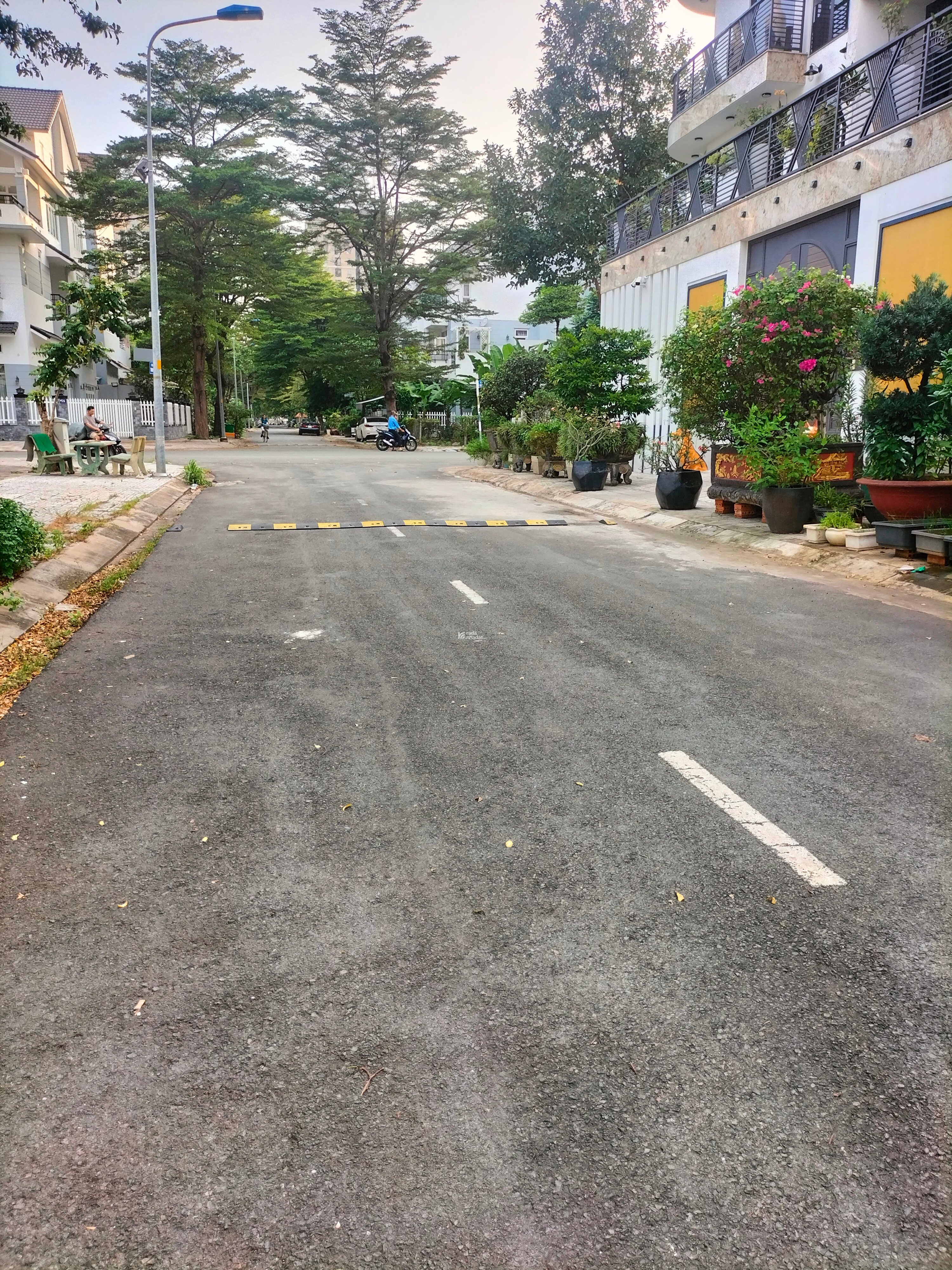 Biệt Thự 3 Tầng Có Thang Máy – Mặt Tiền Thanh Nga – PHƯỚC LONG B Q9 - 7x22m – BTCT – NHỈNH 21TỶ TL.