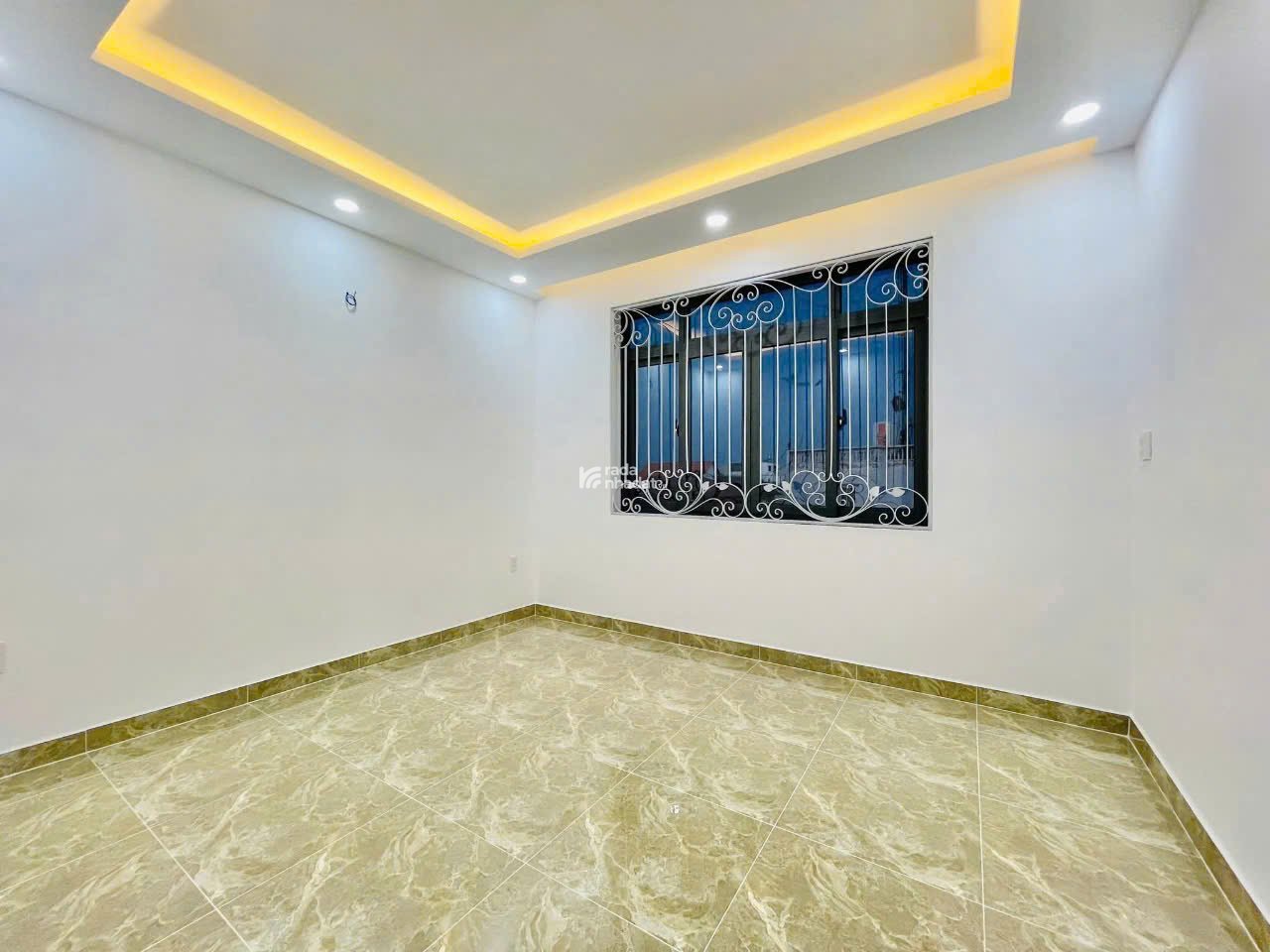 MẶT TIỀN ĐẸP BÁN GẤP. Đường THỐNG NHẤT. P13 GÒ VẤP, ngay chợ KD đỉnh. CHỈ 7.9 tỷ TL.