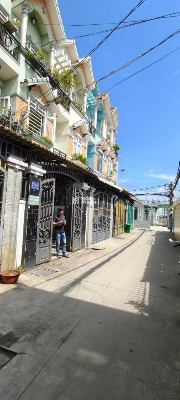  BÁN NHÀ SHR TL19, Q12 - HẺM XE HƠI THÔNG, VỊ TRÍ VÀNG - 5.X TỶ