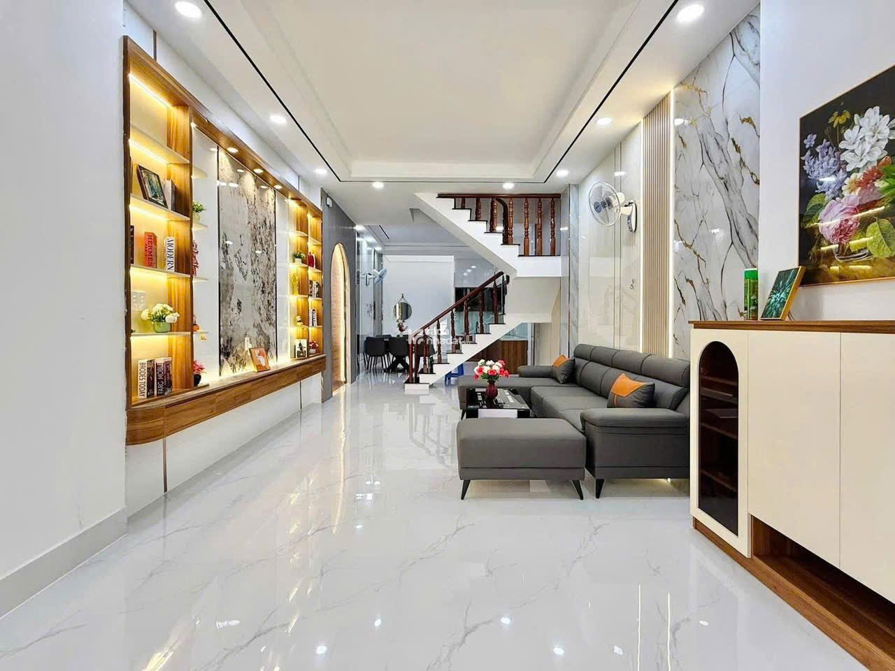 CHỐT NHANH CĂN NHÀ TRẦN THỊ TRỌNG, TÂN BÌNH/ DT 54,5M2/ GIÁ CHỈ 4 TỶ 950/ SHR CHÍNH CHỦ/ HẺM OTO