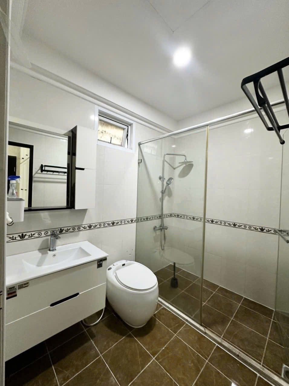 Kẹt Tiền Giảm Giá Bán Gấp Căn Góc The Flemington Quận 11 - 117m2 - 3PN, 2WC - Chỉ 9.3 Tỷ