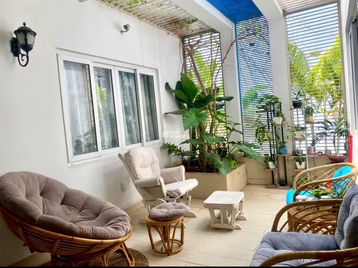 Biệt thự 3 tầng lộng lẫy ngay Celedon City, 172m2, đẳng cấp đỉnh cao