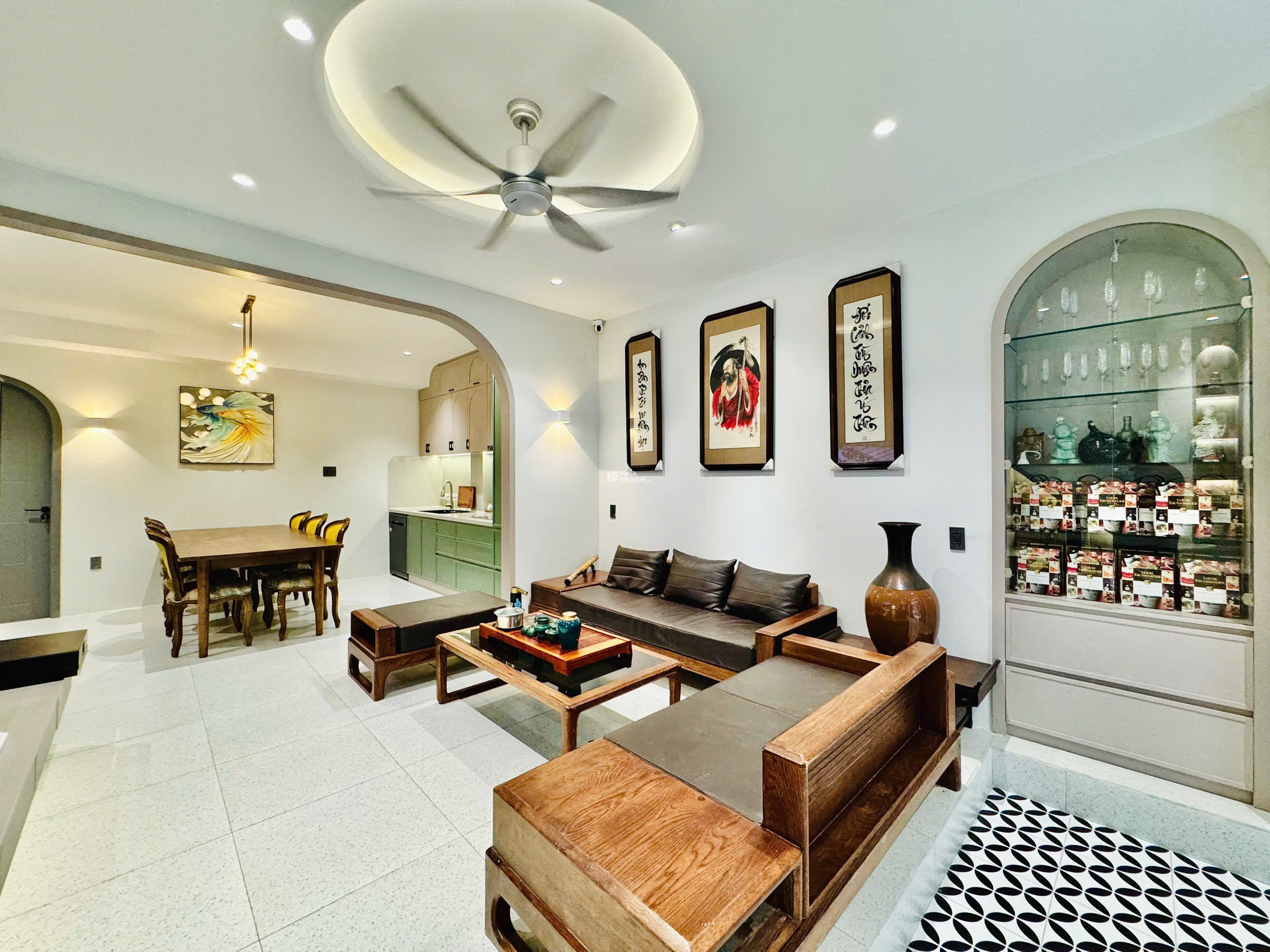 HOT: BÁN NHÀ FULL NỘI THẤT CAO CẤP 29// HOÀNG HOA THÁM, P6 BÌNH THẠNH