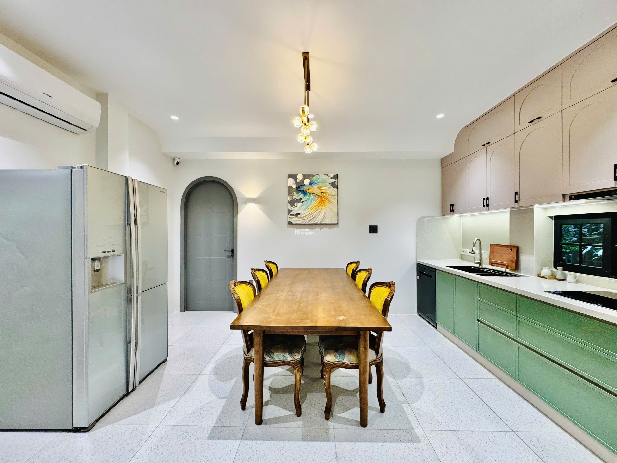 HOT: BÁN NHÀ FULL NỘI THẤT CAO CẤP 29// HOÀNG HOA THÁM, P6 BÌNH THẠNH