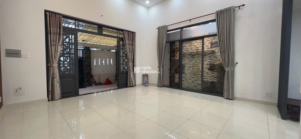 BÁN NHÀ 133M2 – NGAY XA LỘ HÀ NỘI – GIÁ CỰC RẺ CHỈ 6.2 TỶ