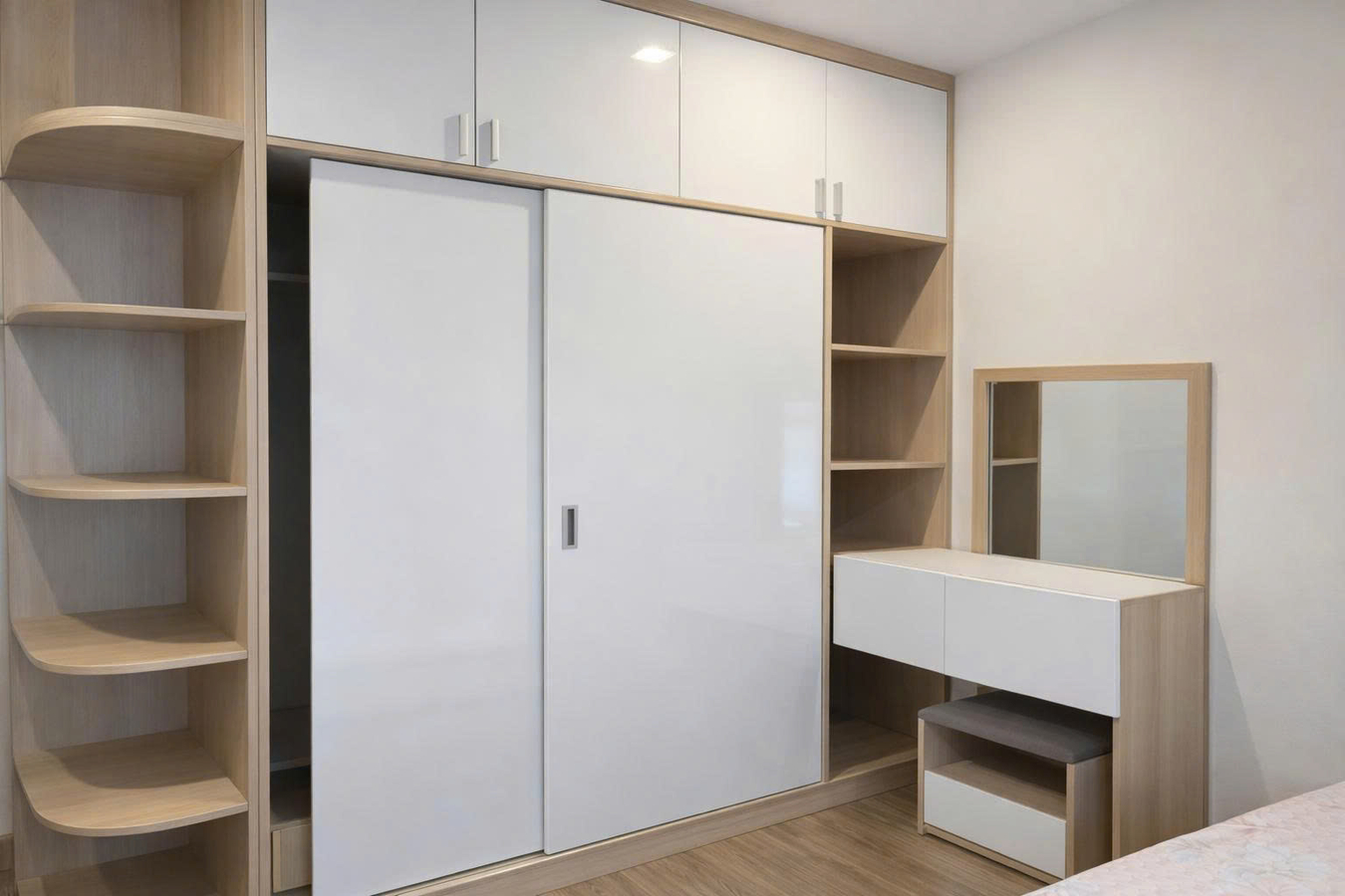 Cần bán 2PN1 69,20m2, phân khu The Origami, giá tốt 4,30tỷ