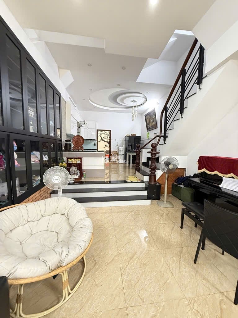 Nhà đẹp 4 tầng  Lê Văn Thọ  P8  Gò Vấp  4.5x17m  Hẻm 6m thông  Giá 9.2 Tỷ TL tốt