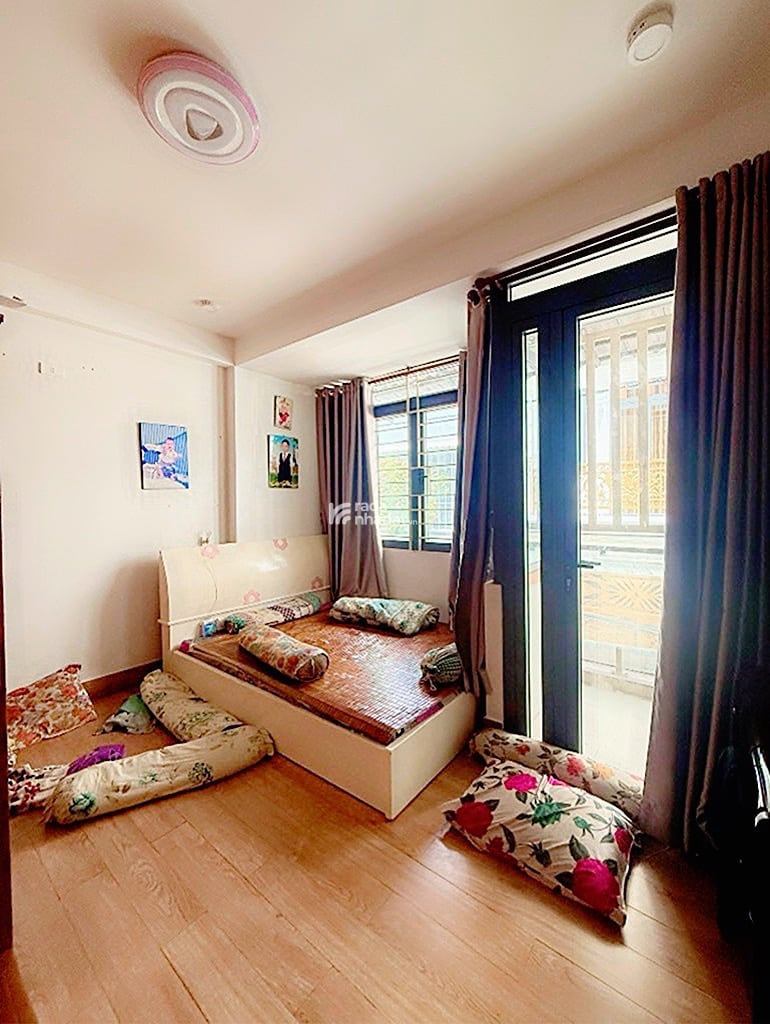 Bán nhà gần bình long văn cao 