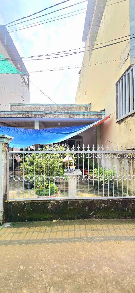 HẺM XE HƠI BÌNH LONG, TÂN PHÚ, 93M2 HIẾM CÓ. GIẢM 450TR CHỈ CÒN 5.8T TL TỐT