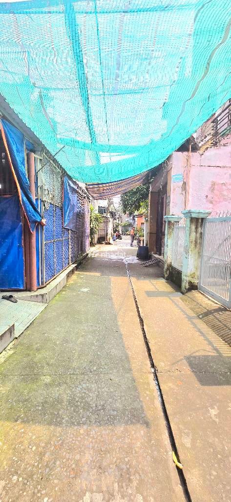 HẺM XE HƠI BÌNH LONG, TÂN PHÚ, 93M2 HIẾM CÓ. GIẢM 450TR CHỈ CÒN 5.8T TL TỐT
