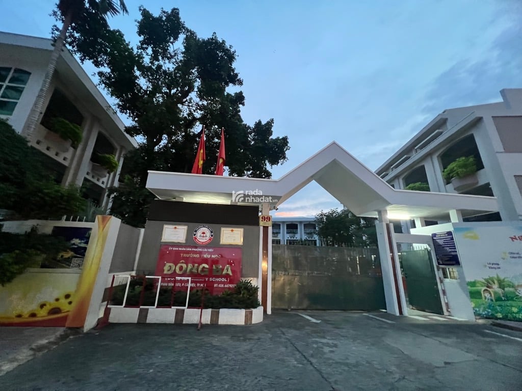 Khu Phan Xích Long - Phú nhuận - 193m2 - Giáp Quận 1 - Ngang 10m - Lô góc Không lộ giới