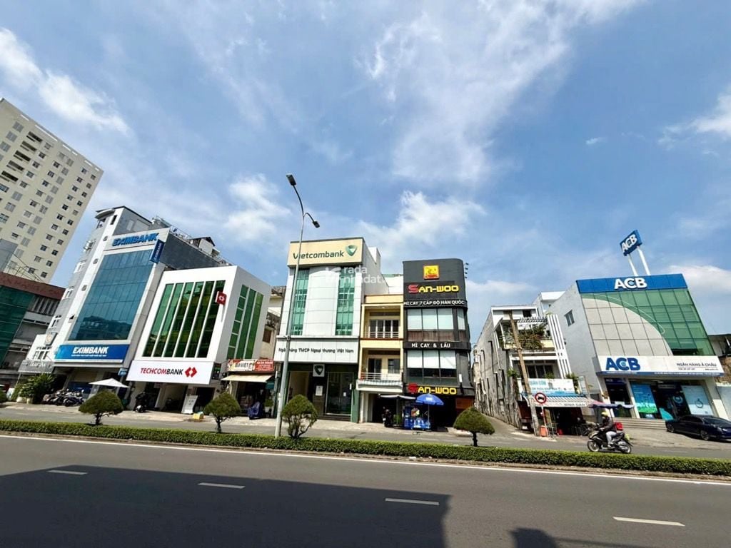 SÁT Q1. MTKD XÔ VIẾT NGHỆ TĨNH, BÌNH THẠNH, 43M2 TIỆN XÂY. GIẢM 350TR CHỈ 14.6T