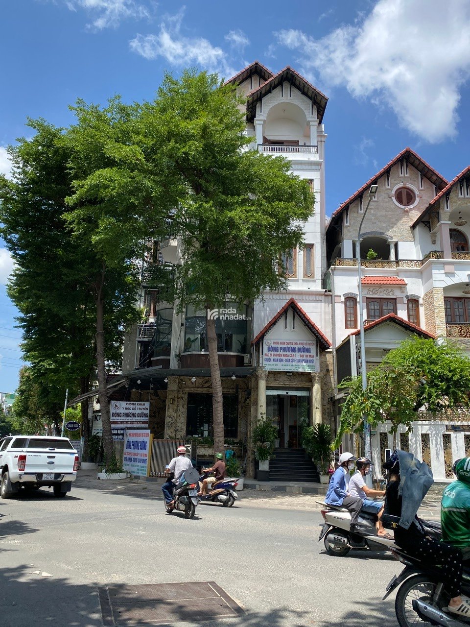 33,5 TỶ.SIÊU PHẨM: BIỆT THỰ 4 TẦNG,GÓC 2 MẶT TIỀN DIỆP MINH CHÂU.TÂN PHÚ 