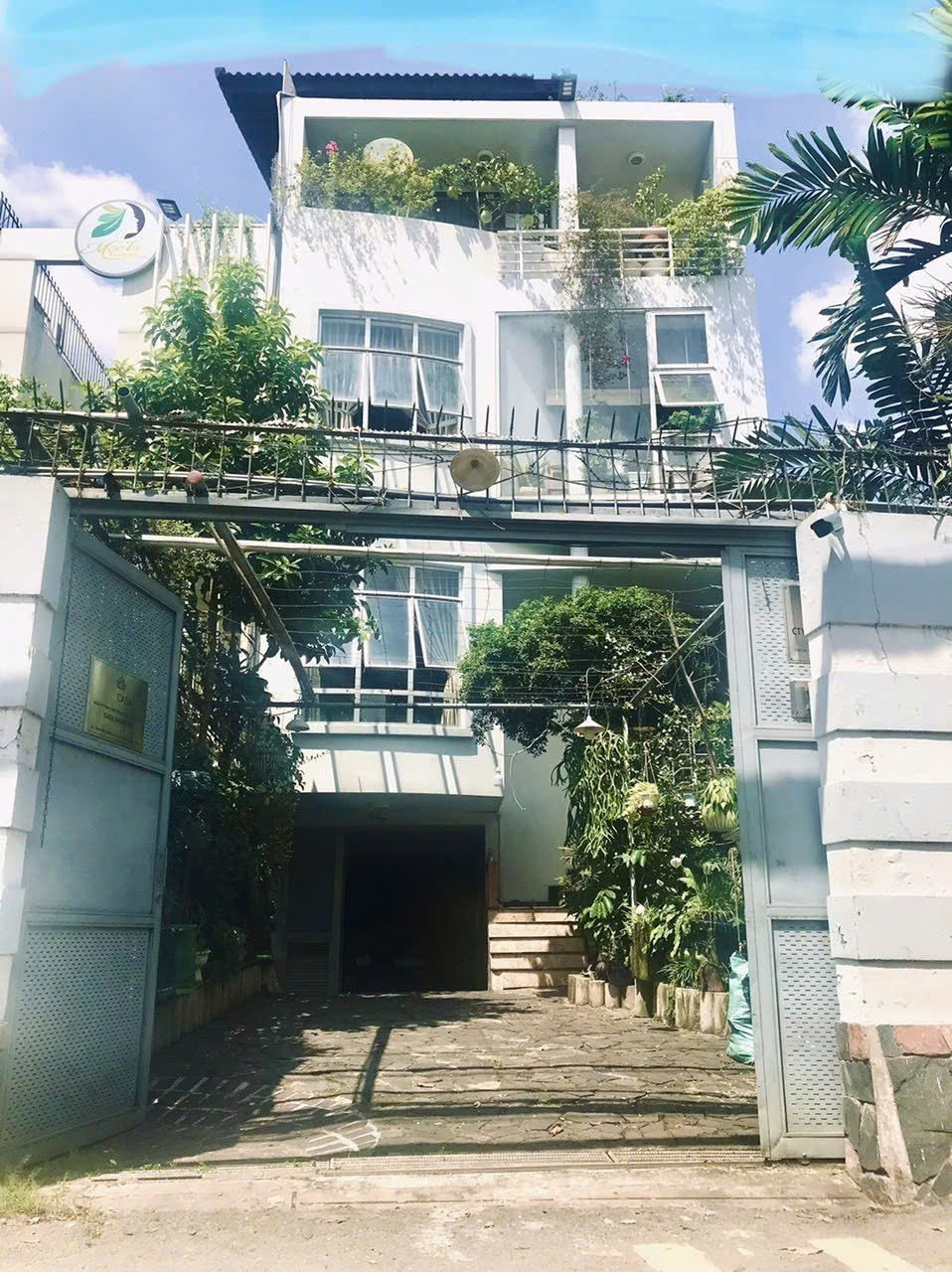 24/7: HOT BÁN NHÀ HXH THÍCH QUẢNG ĐỨC,P4, PN, ( 7X 25, 162M2), 170tr/m2