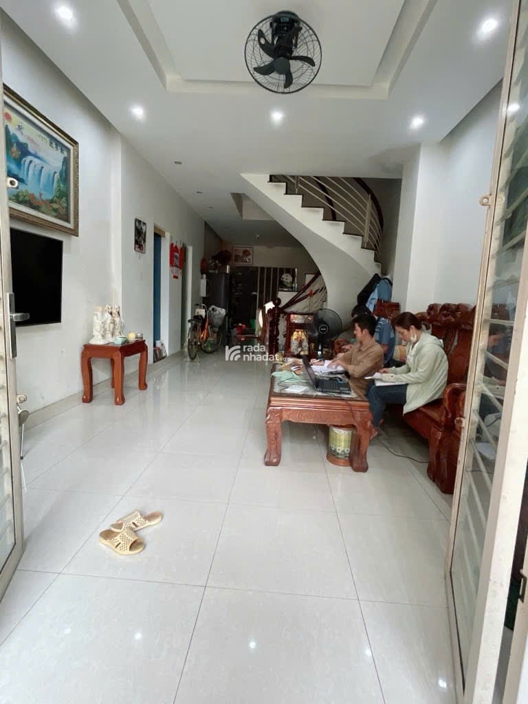 BÁN NHÀ HẺM 168 CHIẾN LƯỢC,PHƯỜNG BÌNH TRỊ ĐÔNG (4 x 21 x 3 TẦNG) 6,7 TỶ TL