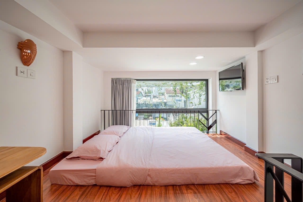 CĂN HỘ DUOLEX SÂN VƯỜN FULL NỘI THẤT CỰC CHILL GẦN NHÀ THỜ TÂN ĐỊNH QUẬN 1