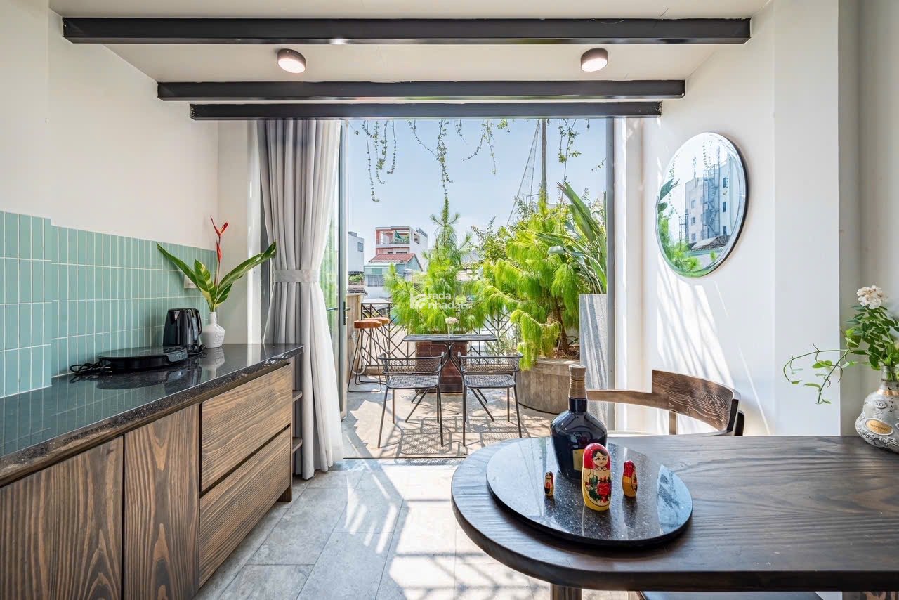 CĂN HỘ DUOLEX SÂN VƯỜN FULL NỘI THẤT CỰC CHILL GẦN NHÀ THỜ TÂN ĐỊNH QUẬN 1